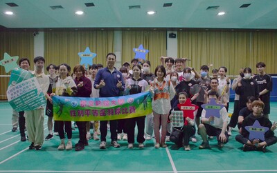 景文科大性別平等羽球比賽圖片